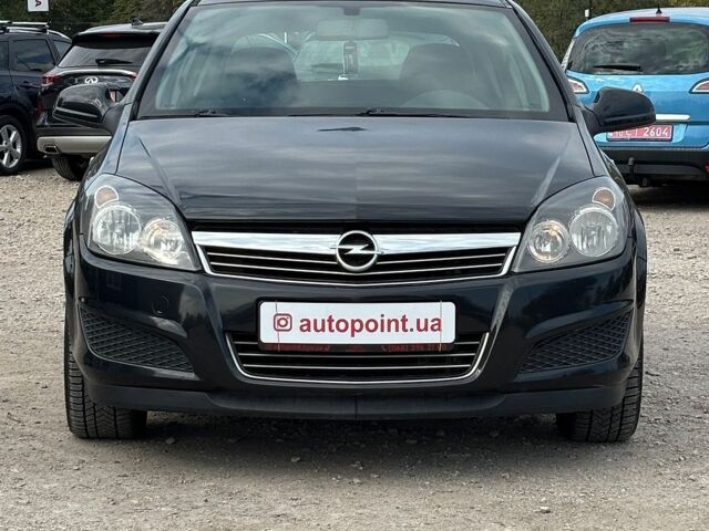 Черный Опель Астра, объемом двигателя 1.6 л и пробегом 251 тыс. км за 5500 $, фото 1 на Automoto.ua