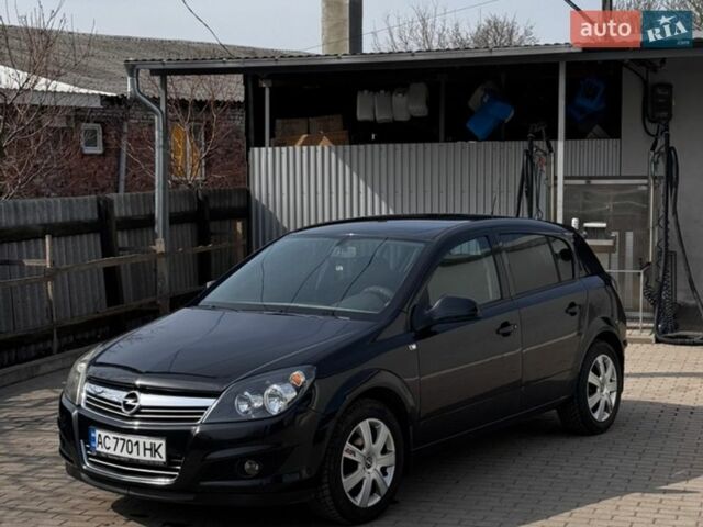 Черный Опель Астра, объемом двигателя 1.6 л и пробегом 71 тыс. км за 6900 $, фото 1 на Automoto.ua