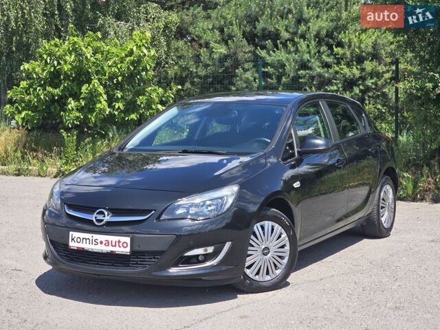 Черный Опель Астра, объемом двигателя 1.7 л и пробегом 193 тыс. км за 7499 $, фото 1 на Automoto.ua