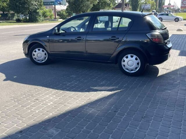 Чорний Опель Астра, об'ємом двигуна 1.6 л та пробігом 250 тис. км за 2099 $, фото 1 на Automoto.ua
