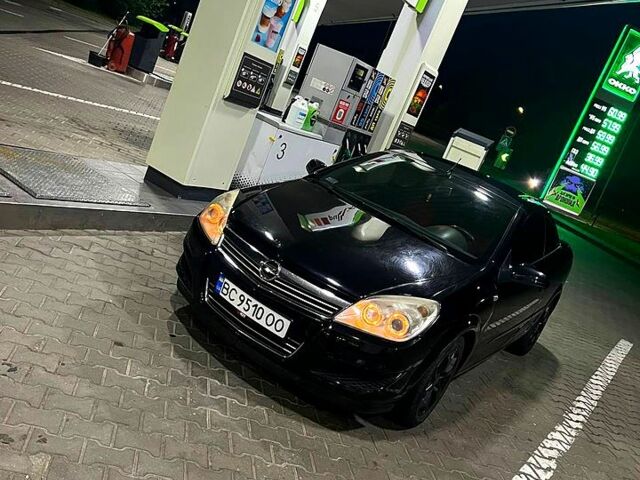 Черный Опель Астра, объемом двигателя 1.8 л и пробегом 230 тыс. км за 4950 $, фото 1 на Automoto.ua