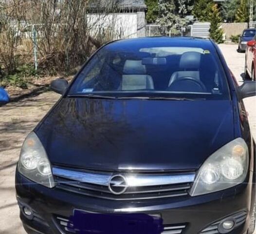 Чорний Опель Астра, об'ємом двигуна 1.9 л та пробігом 225 тис. км за 6300 $, фото 1 на Automoto.ua