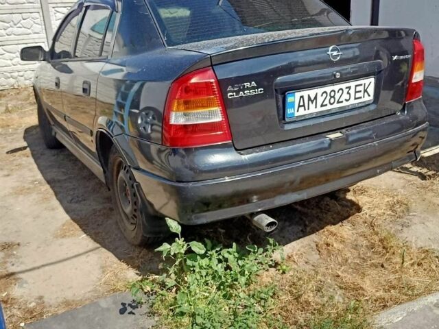 Чорний Опель Астра, об'ємом двигуна 1.4 л та пробігом 300 тис. км за 1705 $, фото 1 на Automoto.ua