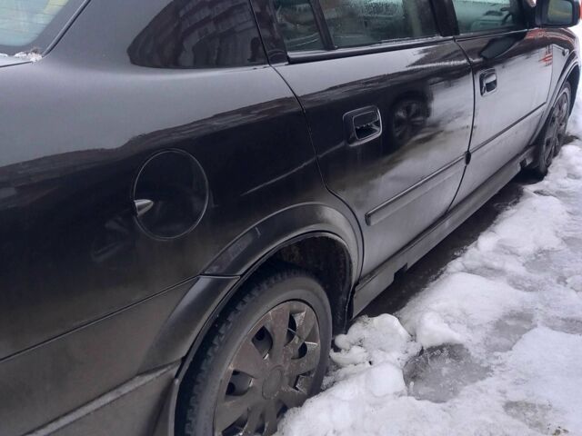 Чорний Опель Астра, об'ємом двигуна 1.4 л та пробігом 236 тис. км за 3100 $, фото 1 на Automoto.ua