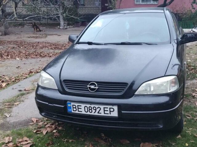 Чорний Опель Астра, об'ємом двигуна 1.4 л та пробігом 315 тис. км за 3000 $, фото 1 на Automoto.ua