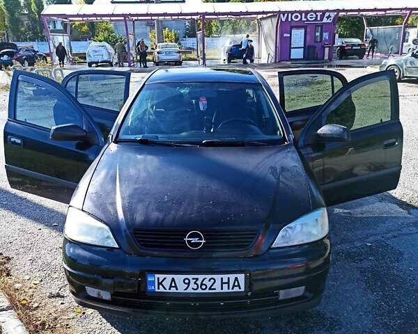 Опель Астра 2007 в Киеве на Automoto.ua Черный Опель Астра, объемом двигателя 1.6 л и пробегом 272 тыс. км за 4000 $, фото 1 на Automoto.ua