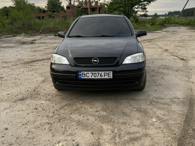 Черный Опель Астра, объемом двигателя 1.6 л и пробегом 270 тыс. км за 3800 $, фото 1 на Automoto.ua