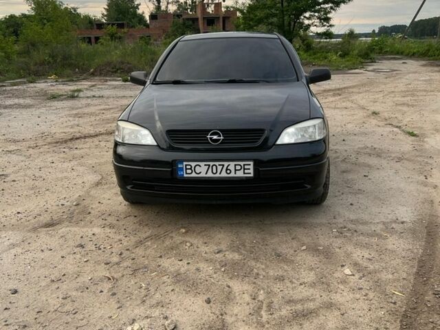 Черный Опель Астра, объемом двигателя 1.6 л и пробегом 270 тыс. км за 3800 $, фото 1 на Automoto.ua
