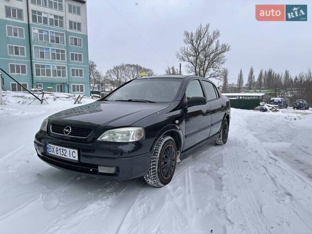 Черный Опель Астра, объемом двигателя 1.36 л и пробегом 279 тыс. км за 2900 $, фото 1 на Automoto.ua