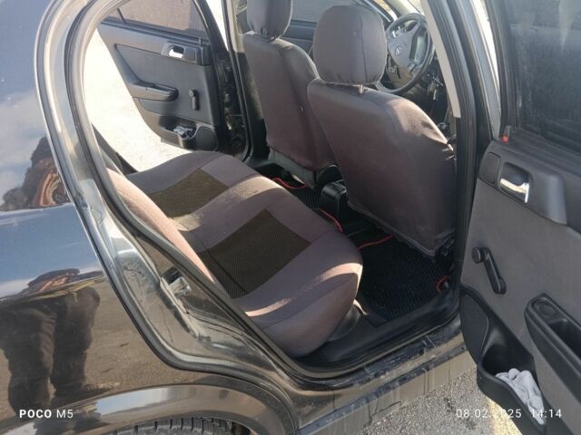 Черный Опель Астра, объемом двигателя 0 л и пробегом 290 тыс. км за 4000 $, фото 1 на Automoto.ua