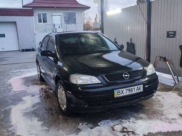 Черный Опель Астра, объемом двигателя 1.36 л и пробегом 352 тыс. км за 3500 $, фото 1 на Automoto.ua