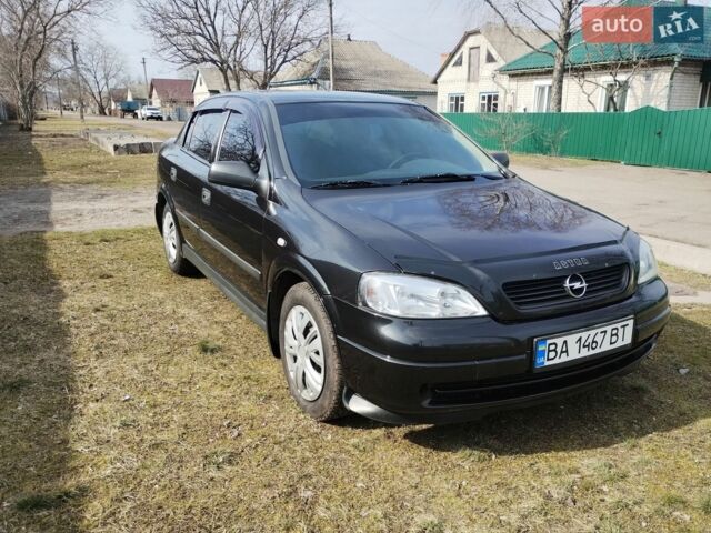 Черный Опель Астра, объемом двигателя 1.6 л и пробегом 194 тыс. км за 5100 $, фото 1 на Automoto.ua