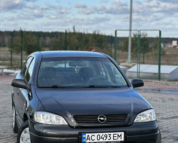 Чорний Опель Астра, об'ємом двигуна 1.6 л та пробігом 188 тис. км за 3300 $, фото 1 на Automoto.ua