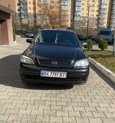 Черный Опель Астра, объемом двигателя 1.4 л и пробегом 253 тыс. км за 4100 $, фото 1 на Automoto.ua