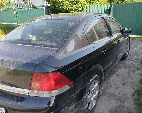 Черный Опель Астра, объемом двигателя 1.6 л и пробегом 322 тыс. км за 4300 $, фото 1 на Automoto.ua