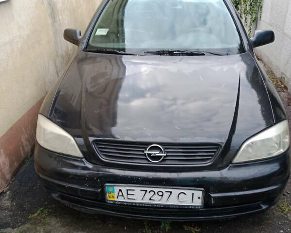 Черный Опель Астра, объемом двигателя 0 л и пробегом 138 тыс. км за 3000 $, фото 1 на Automoto.ua