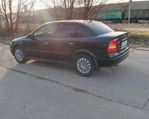 Чорний Опель Астра, об'ємом двигуна 1.4 л та пробігом 160 тис. км за 3100 $, фото 1 на Automoto.ua