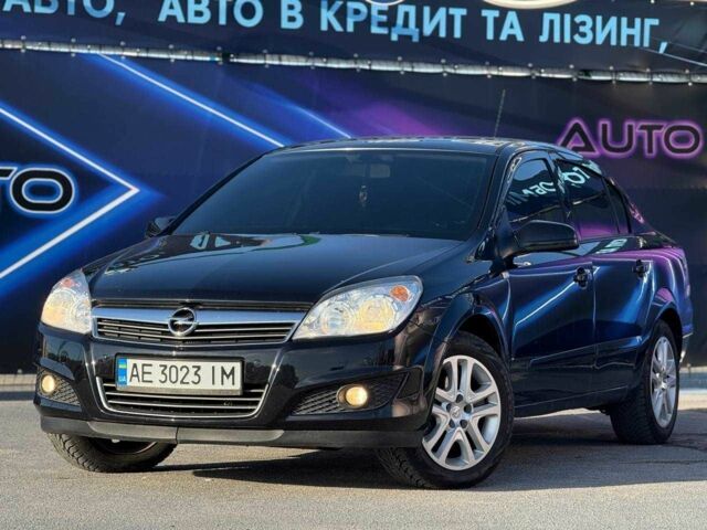 Черный Опель Астра, объемом двигателя 1.6 л и пробегом 174 тыс. км за 6499 $, фото 1 на Automoto.ua