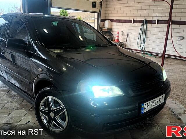 Черный Опель Астра, объемом двигателя 1.6 л и пробегом 0 тыс. км за 2400 $, фото 1 на Automoto.ua