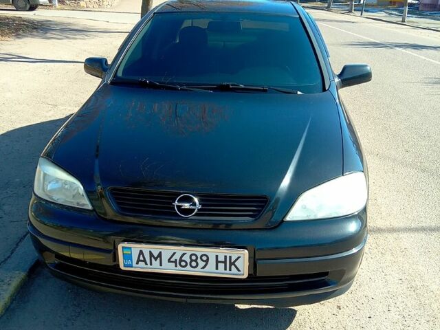 Черный Опель Астра, объемом двигателя 1.6 л и пробегом 164 тыс. км за 4500 $, фото 1 на Automoto.ua