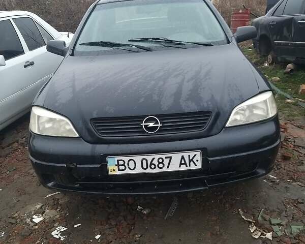 Черный Опель Астра, объемом двигателя 1.36 л и пробегом 80 тыс. км за 2000 $, фото 1 на Automoto.ua