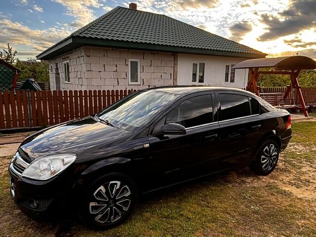 Чорний Опель Астра, об'ємом двигуна 1.6 л та пробігом 180 тис. км за 5500 $, фото 1 на Automoto.ua