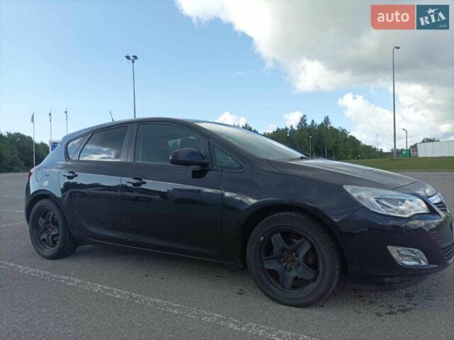 Черный Опель Астра, объемом двигателя 1.2 л и пробегом 316 тыс. км за 6500 $, фото 1 на Automoto.ua