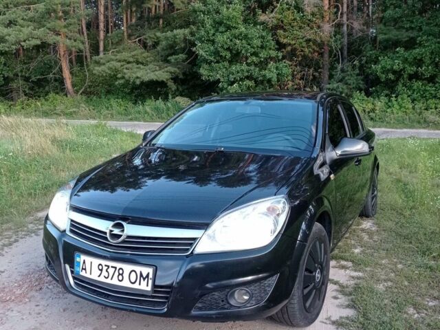 Чорний Опель Астра, об'ємом двигуна 1.6 л та пробігом 212 тис. км за 4999 $, фото 1 на Automoto.ua