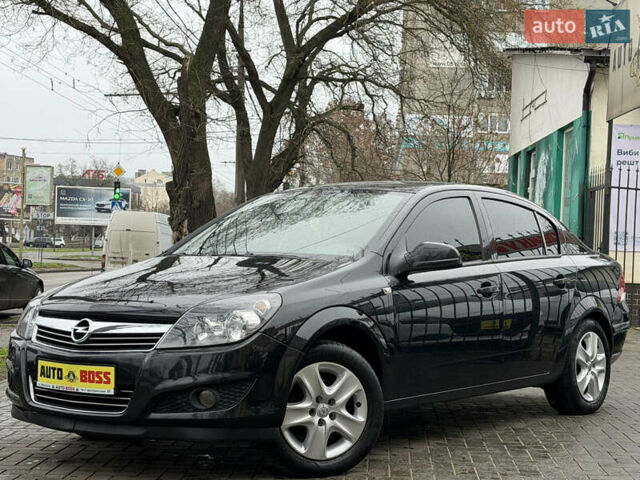 Чорний Опель Астра, об'ємом двигуна 1.6 л та пробігом 198 тис. км за 6300 $, фото 1 на Automoto.ua