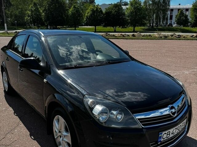 Черный Опель Астра, объемом двигателя 1.6 л и пробегом 145 тыс. км за 6700 $, фото 1 на Automoto.ua