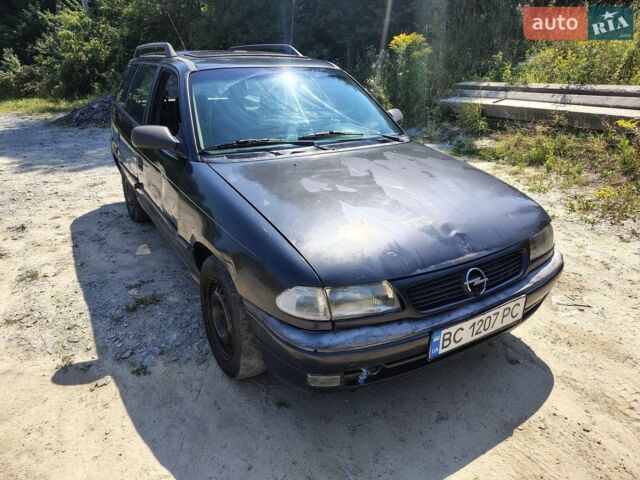 Чорний Опель Астра, об'ємом двигуна 1.8 л та пробігом 330 тис. км за 900 $, фото 1 на Automoto.ua