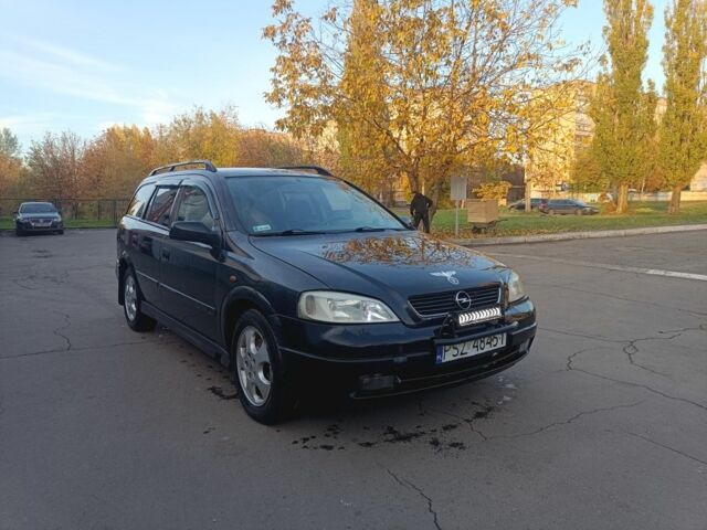 Опель Астра 2000 в Кривом Роге на Automoto.ua Черный Опель Астра, объемом двигателя 2 л и пробегом 300 тыс. км за 1242 $, фото 1 на Automoto.ua