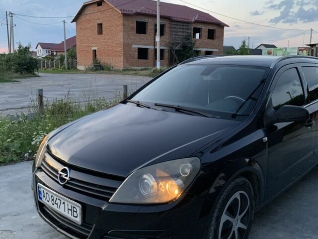 Черный Опель Астра, объемом двигателя 1.7 л и пробегом 340 тыс. км за 4500 $, фото 1 на Automoto.ua
