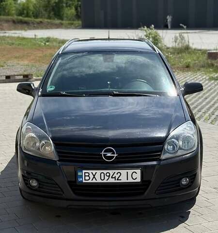 Черный Опель Астра, объемом двигателя 1.8 л и пробегом 285 тыс. км за 3799 $, фото 1 на Automoto.ua