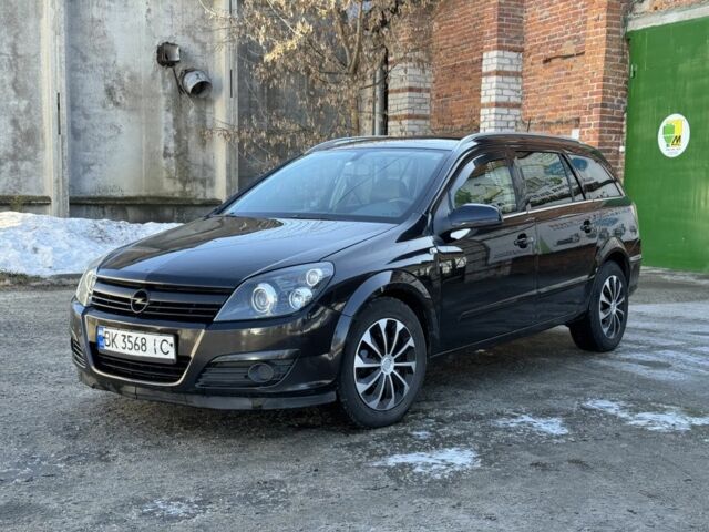 Черный Опель Астра, объемом двигателя 1.9 л и пробегом 222 тыс. км за 4200 $, фото 1 на Automoto.ua