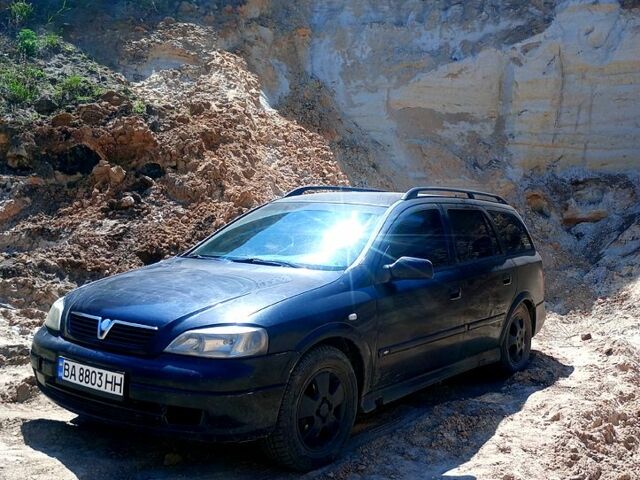 Черный Опель Астра, объемом двигателя 1.6 л и пробегом 0 тыс. км за 2499 $, фото 1 на Automoto.ua