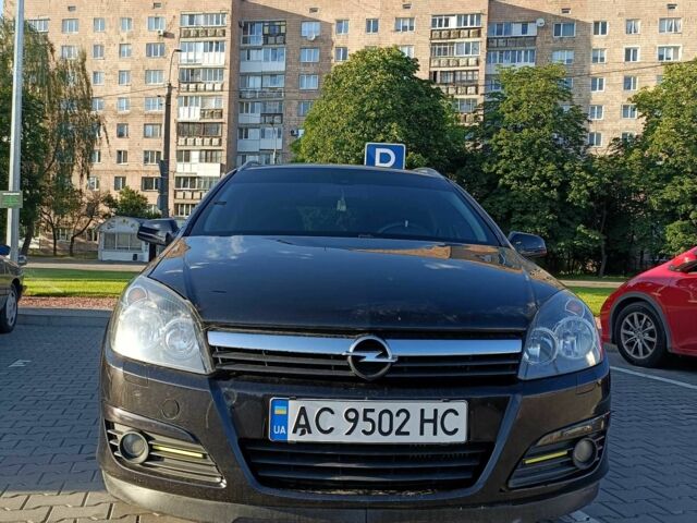 Черный Опель Астра, объемом двигателя 1.9 л и пробегом 370 тыс. км за 4650 $, фото 1 на Automoto.ua