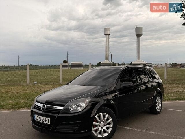 Черный Опель Астра, объемом двигателя 1.6 л и пробегом 241 тыс. км за 4750 $, фото 1 на Automoto.ua