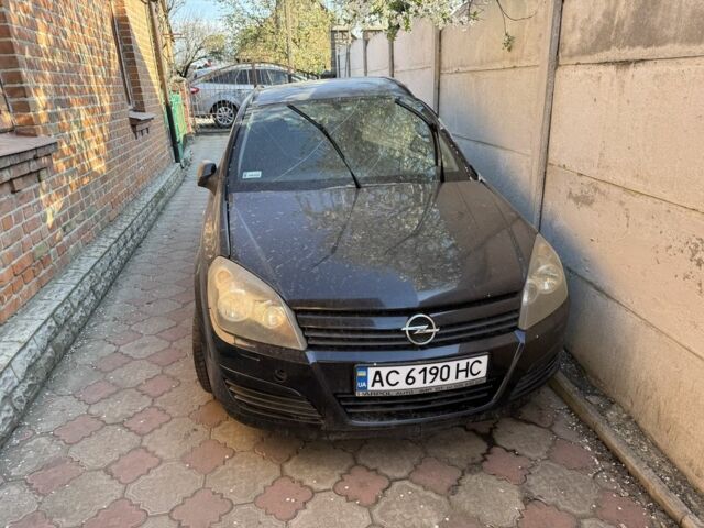 Черный Опель Астра, объемом двигателя 1.6 л и пробегом 275 тыс. км за 1500 $, фото 1 на Automoto.ua