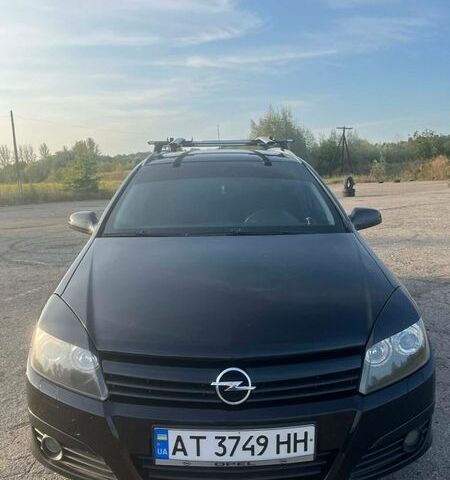 Черный Опель Астра, объемом двигателя 1.8 л и пробегом 238 тыс. км за 4500 $, фото 1 на Automoto.ua