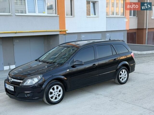 Черный Опель Астра, объемом двигателя 1.6 л и пробегом 260 тыс. км за 3899 $, фото 1 на Automoto.ua
