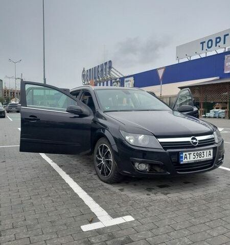 Черный Опель Астра, объемом двигателя 2 л и пробегом 275 тыс. км за 4200 $, фото 1 на Automoto.ua