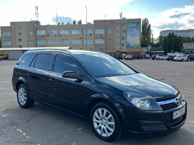 Черный Опель Астра, объемом двигателя 1.6 л и пробегом 285 тыс. км за 5700 $, фото 1 на Automoto.ua