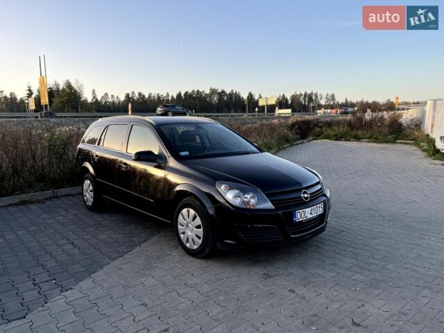 Черный Опель Астра, объемом двигателя 1.6 л и пробегом 189 тыс. км за 3800 $, фото 1 на Automoto.ua