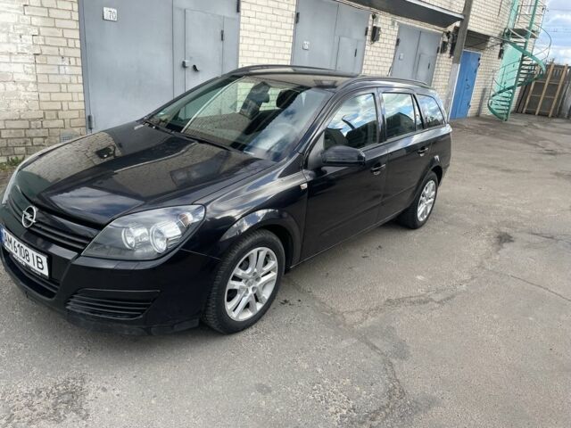 Черный Опель Астра, объемом двигателя 1.7 л и пробегом 289 тыс. км за 2500 $, фото 1 на Automoto.ua