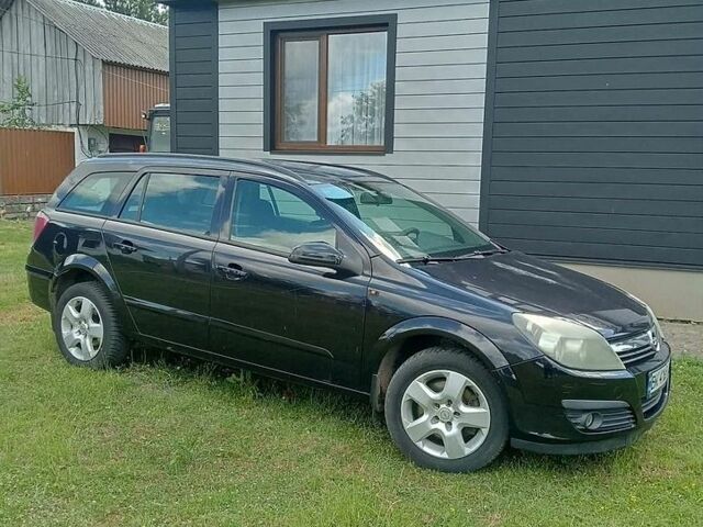 Черный Опель Астра, объемом двигателя 1.91 л и пробегом 400 тыс. км за 3100 $, фото 1 на Automoto.ua
