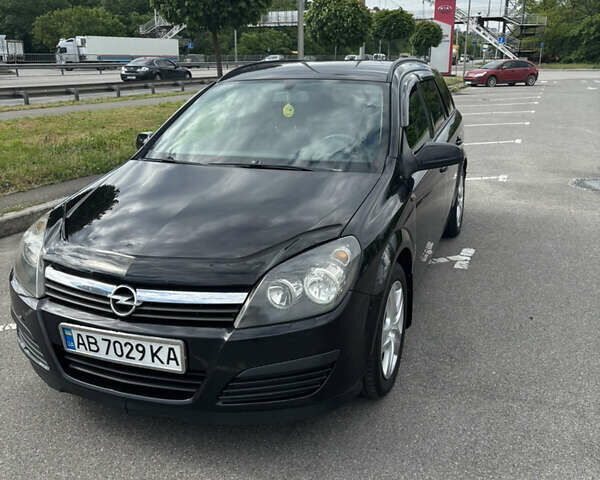 Чорний Опель Астра, об'ємом двигуна 1.6 л та пробігом 288 тис. км за 4900 $, фото 1 на Automoto.ua