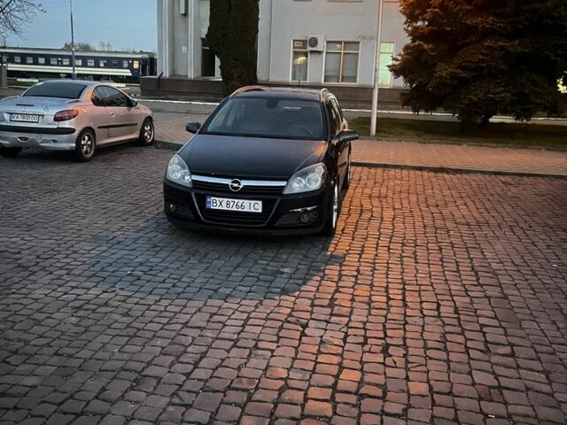 Чорний Опель Астра, об'ємом двигуна 1.6 л та пробігом 269 тис. км за 6100 $, фото 1 на Automoto.ua