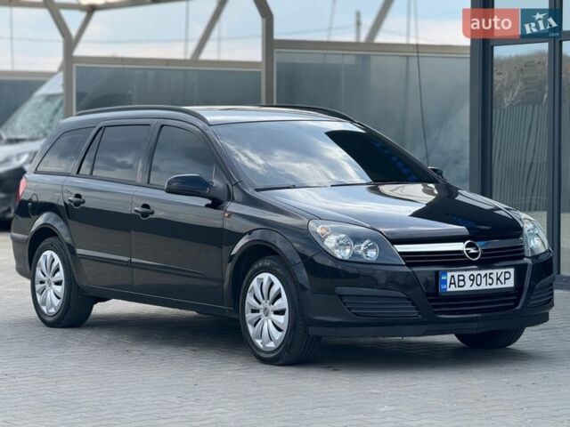 Черный Опель Астра, объемом двигателя 1.6 л и пробегом 258 тыс. км за 4499 $, фото 1 на Automoto.ua