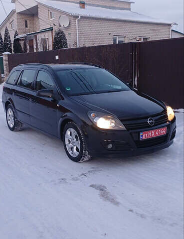 Черный Опель Астра, объемом двигателя 1.6 л и пробегом 226 тыс. км за 5300 $, фото 1 на Automoto.ua